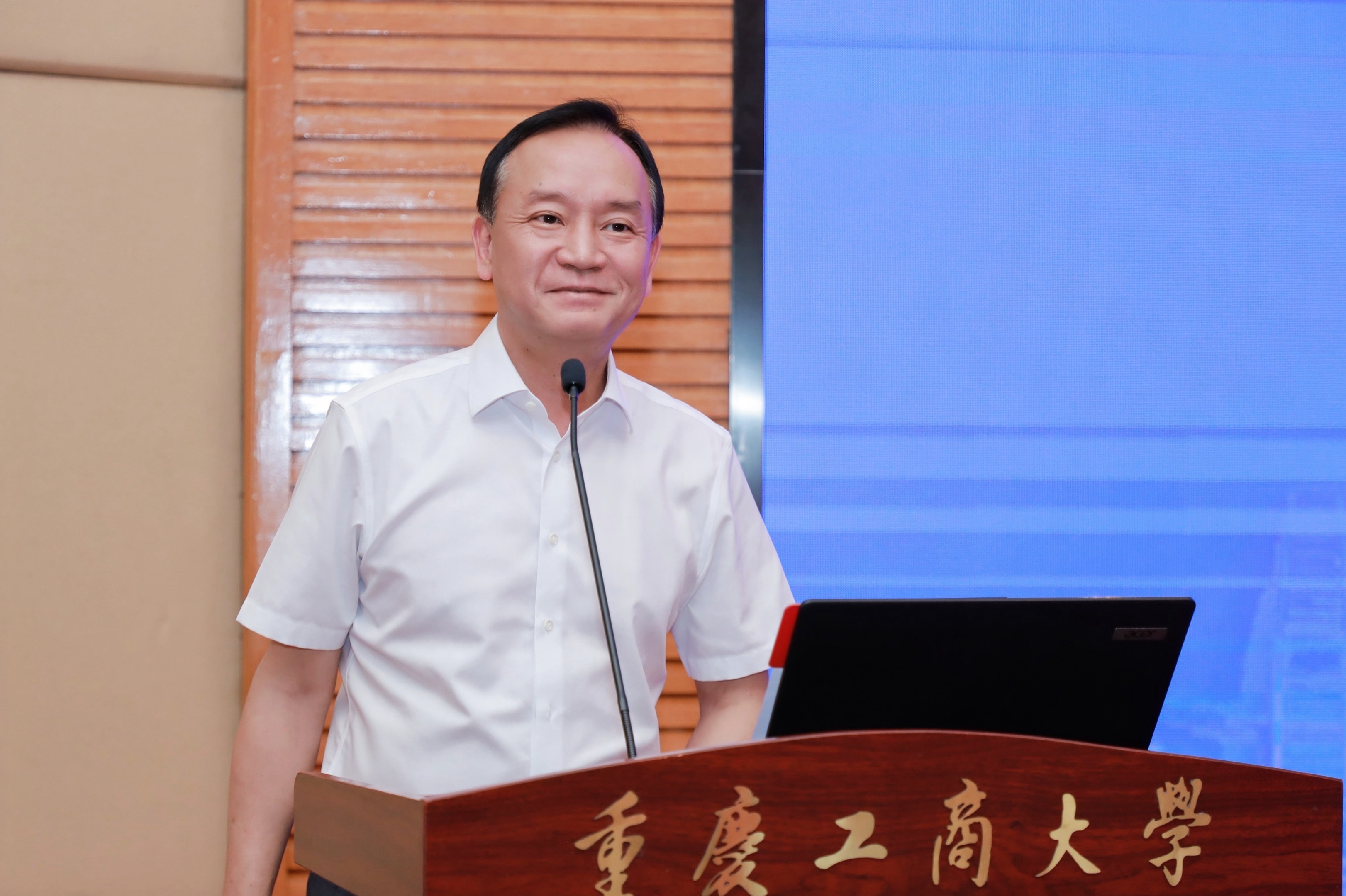 ab9cce31-f7ce-4656-9c15-a041c9ecc44c.jpg